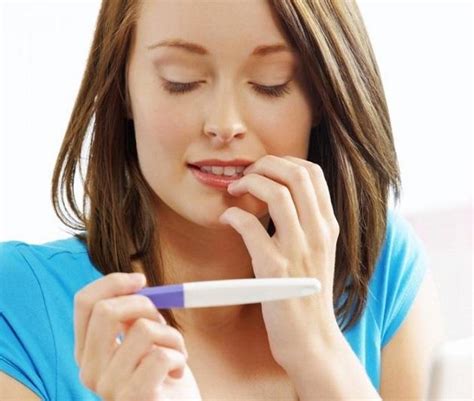 Могут ли месячные идти при беременности на ранних сроках